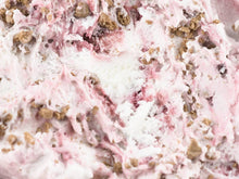 Carrega una imatge al visualitzador de Galeria, Gelat de Pastís de Formatge i Maduixes - La Gelateria a casa