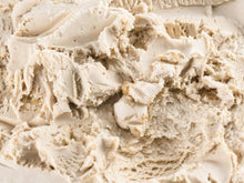 Carrega una imatge al visualitzador de Galeria, Gelat de Torró Xixona - La Gelateria a casa